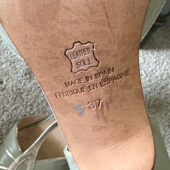 Rachel Simpson Heels size 37 sea foam green and gold EUC - Picture 4 of 5